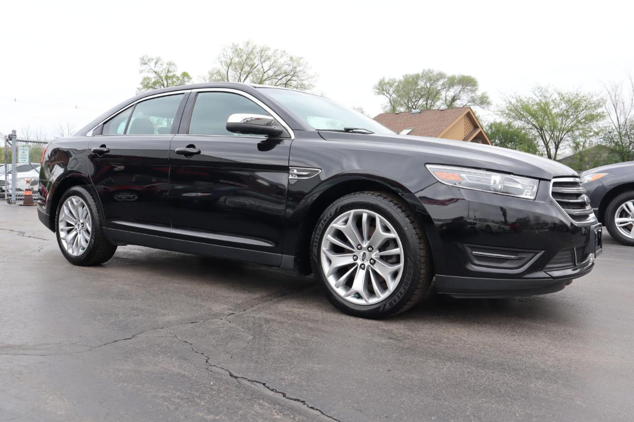 Ford Taurus Limited AWD 2018