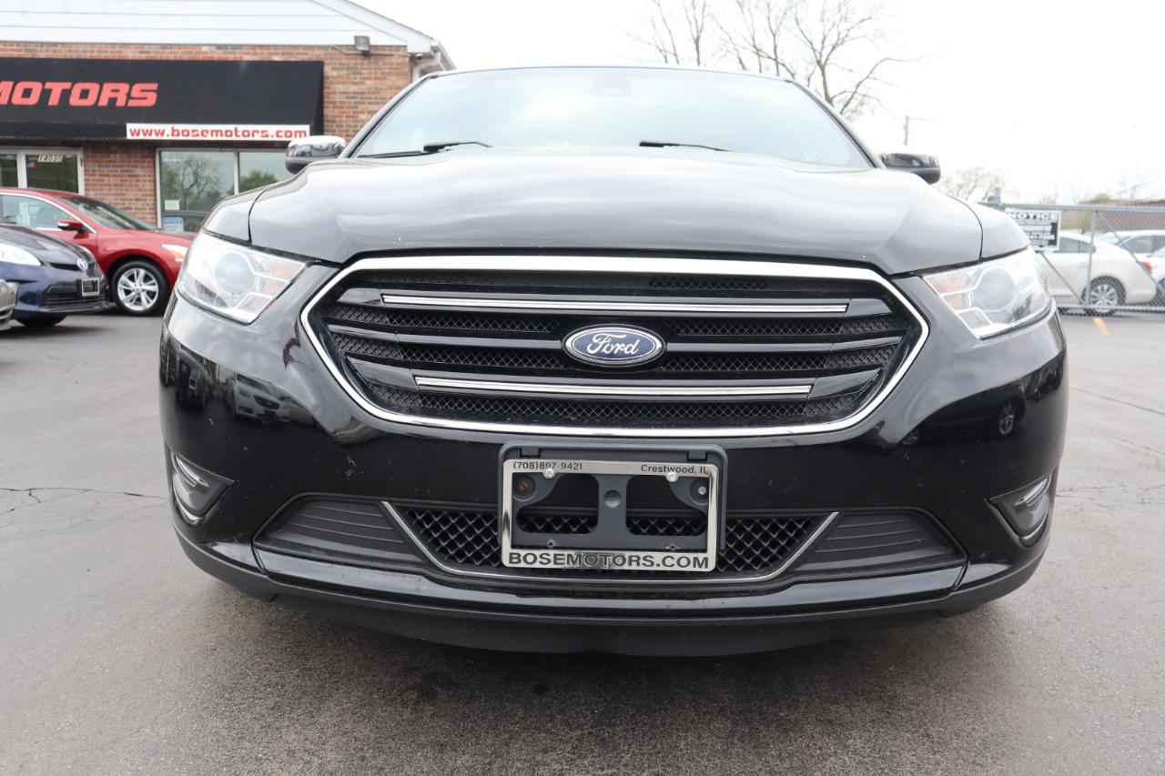 Ford Taurus Limited AWD 2018