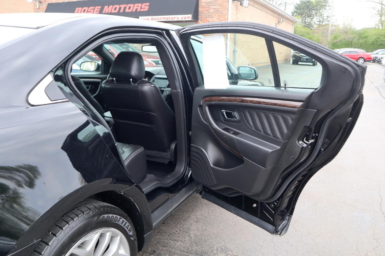 Ford Taurus Limited AWD 2018