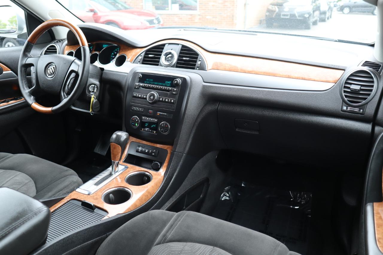 Buick Enclave Convenience FWD 2012