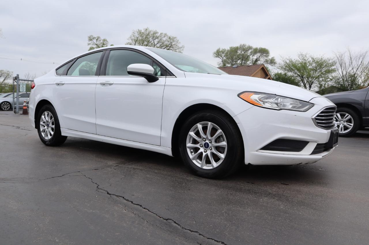 Ford Fusion S 2018