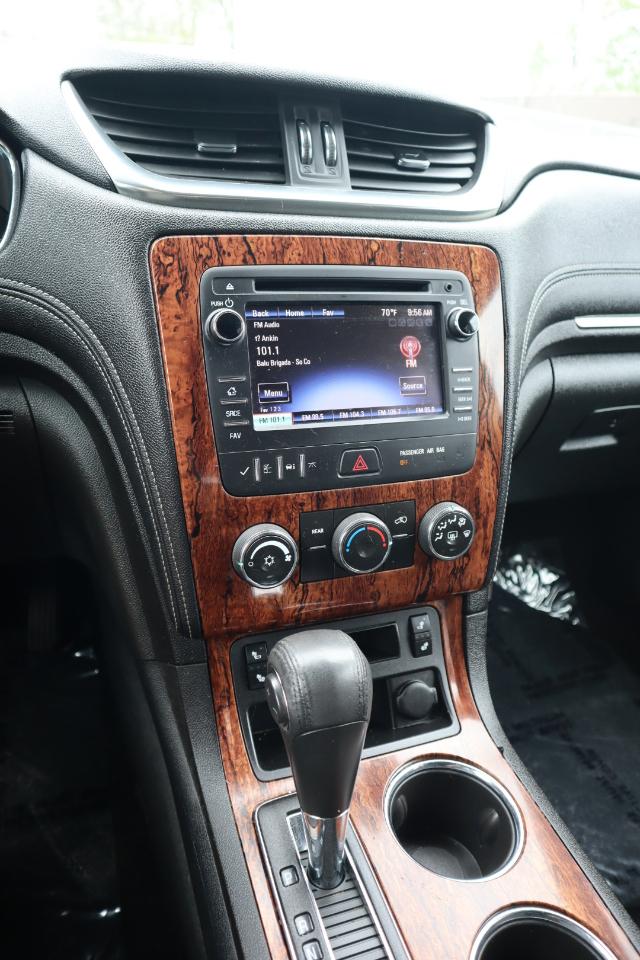 Chevrolet Traverse 1LT AWD 2013