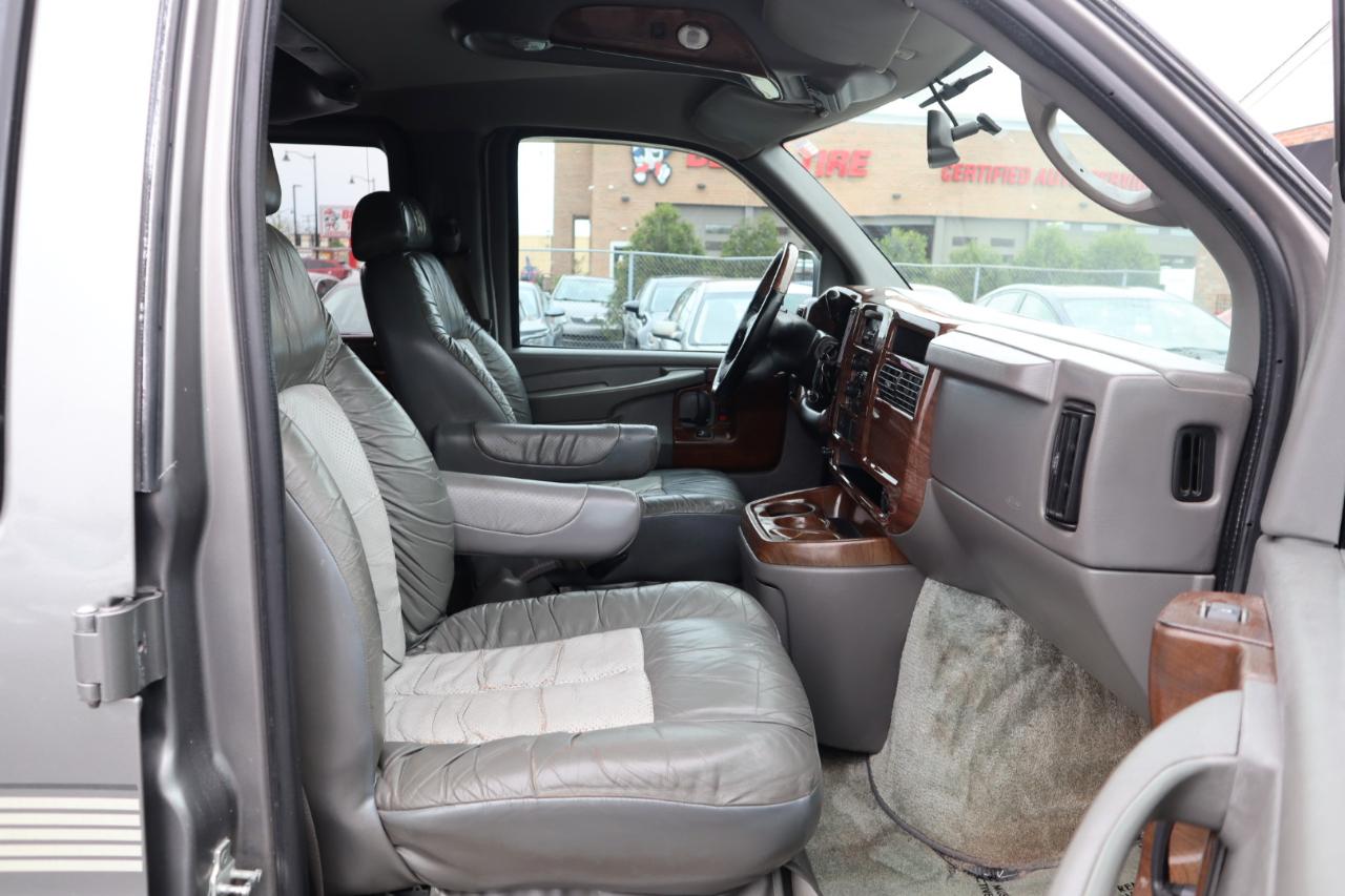 Chevrolet Express 1500 LT 2007