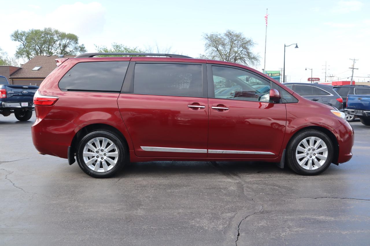 Toyota Sienna Limited AWD 7-Passenger V6 2015