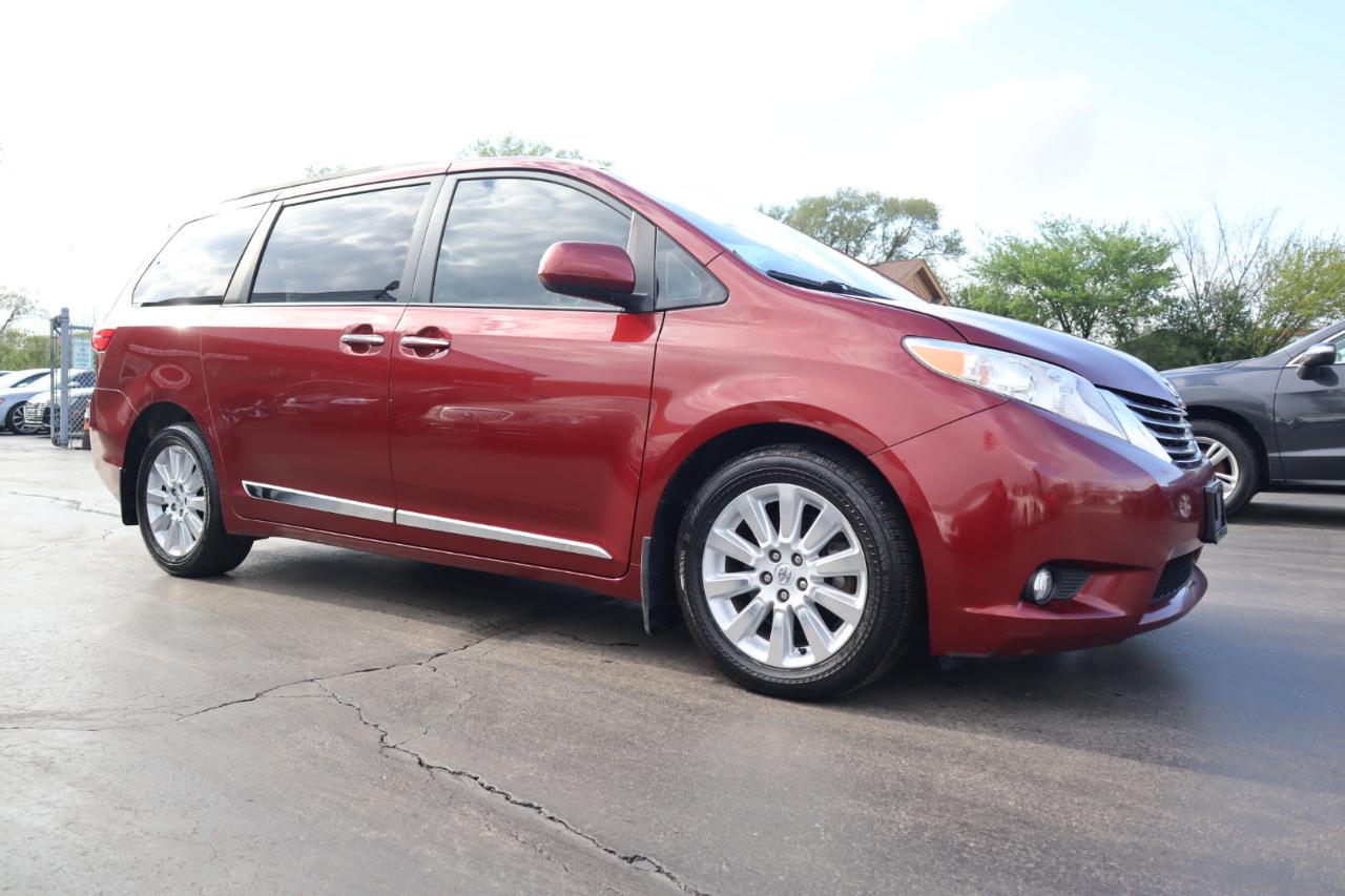 Toyota Sienna Limited AWD 7-Passenger V6 2015