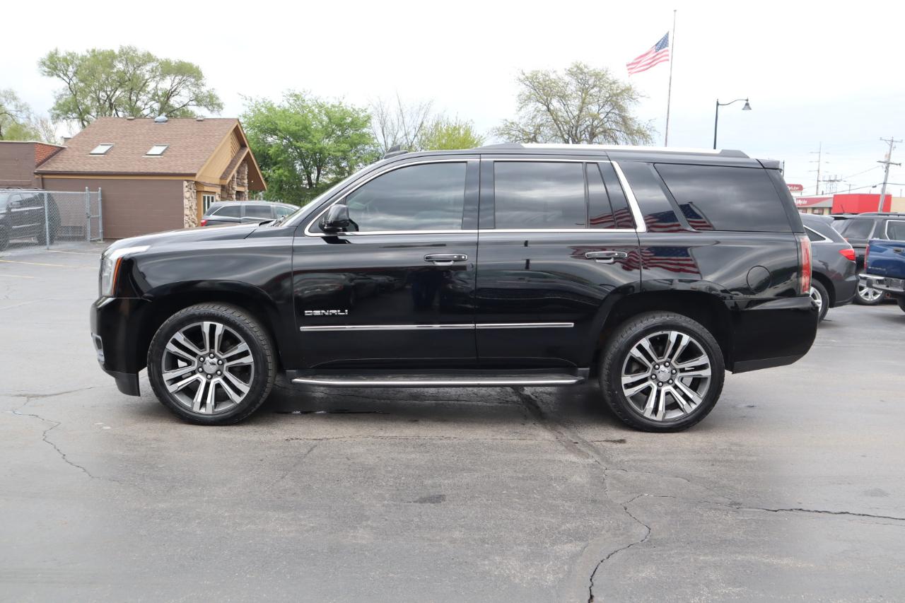 GMC Yukon Denali 4WD 2017
