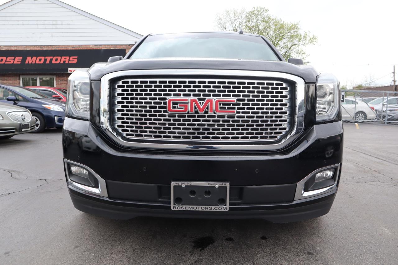 GMC Yukon Denali 4WD 2017