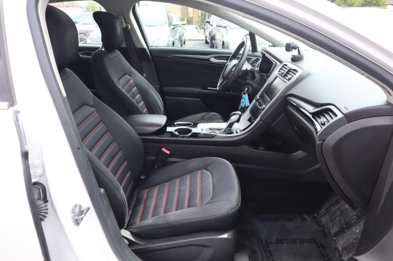 Ford Fusion SE 2013