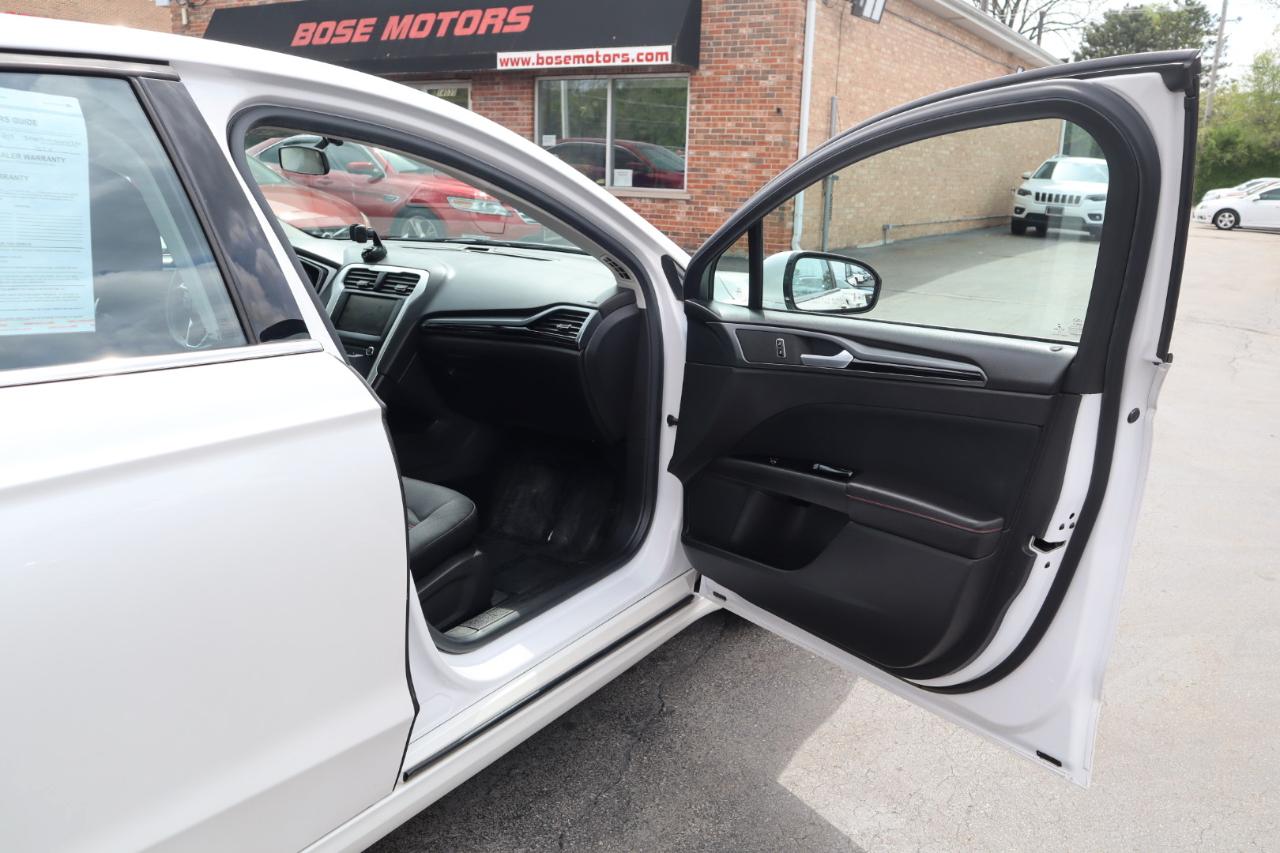 Ford Fusion SE 2013