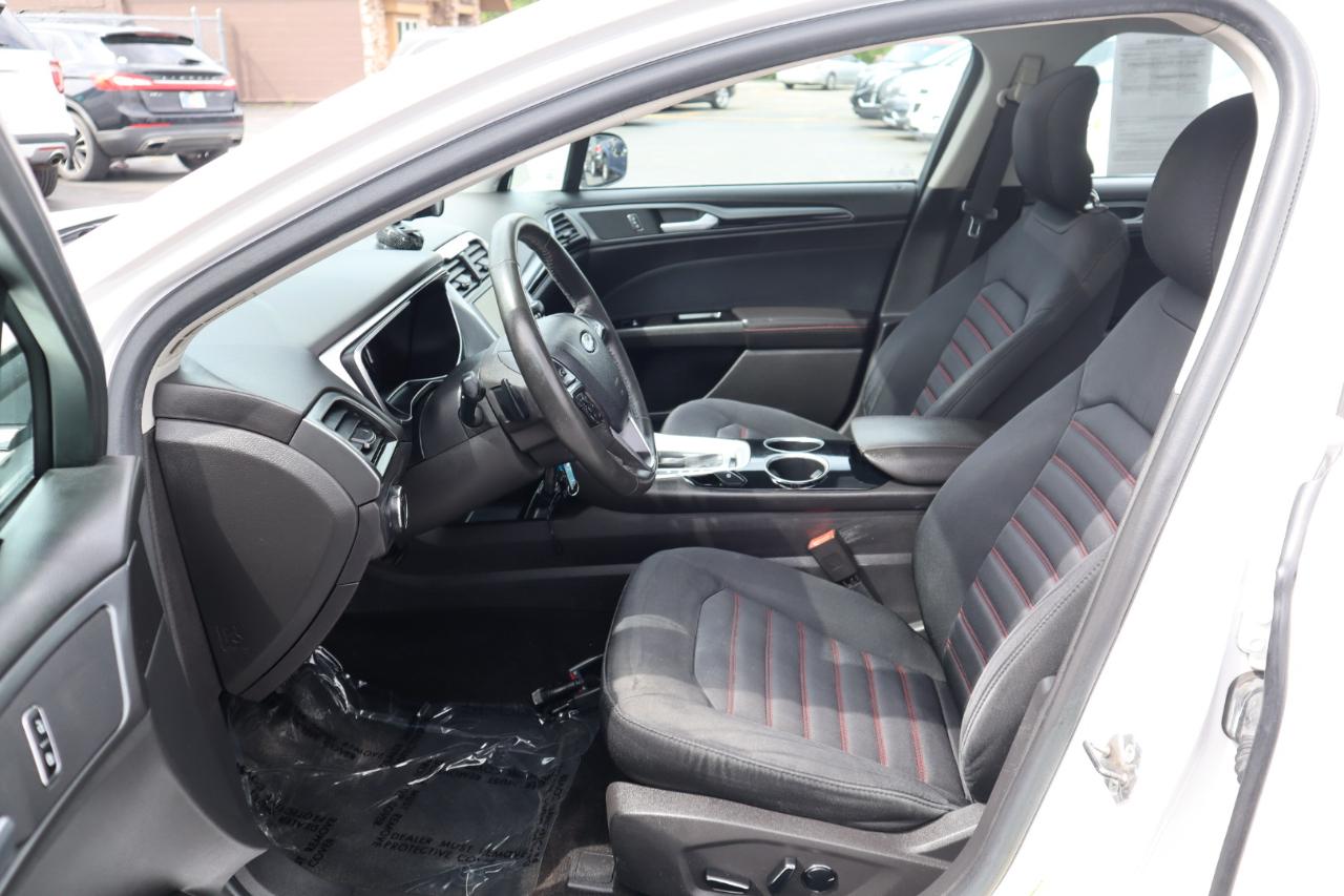 Ford Fusion SE 2013