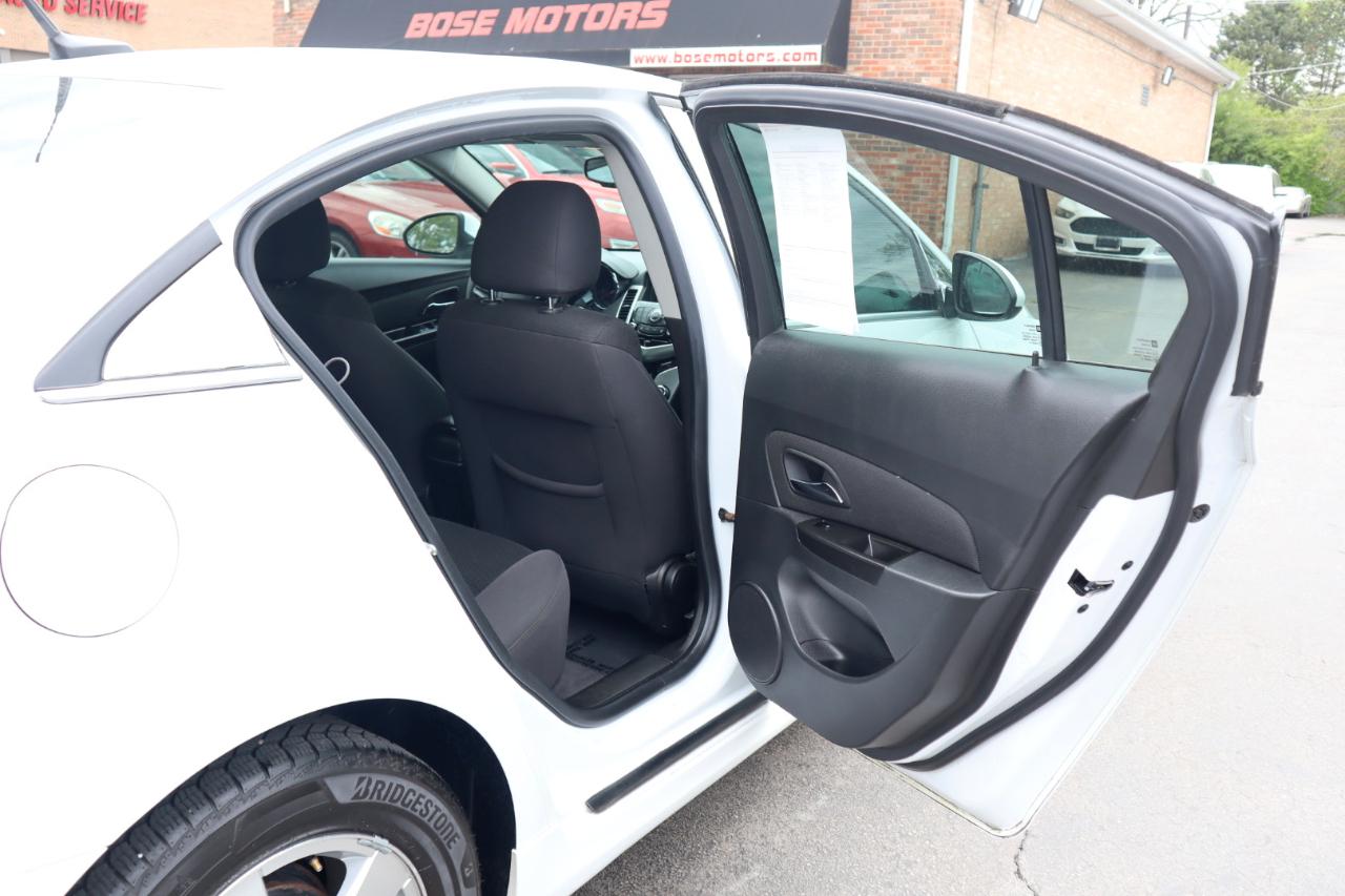 Chevrolet Cruze 1LT Auto 2013