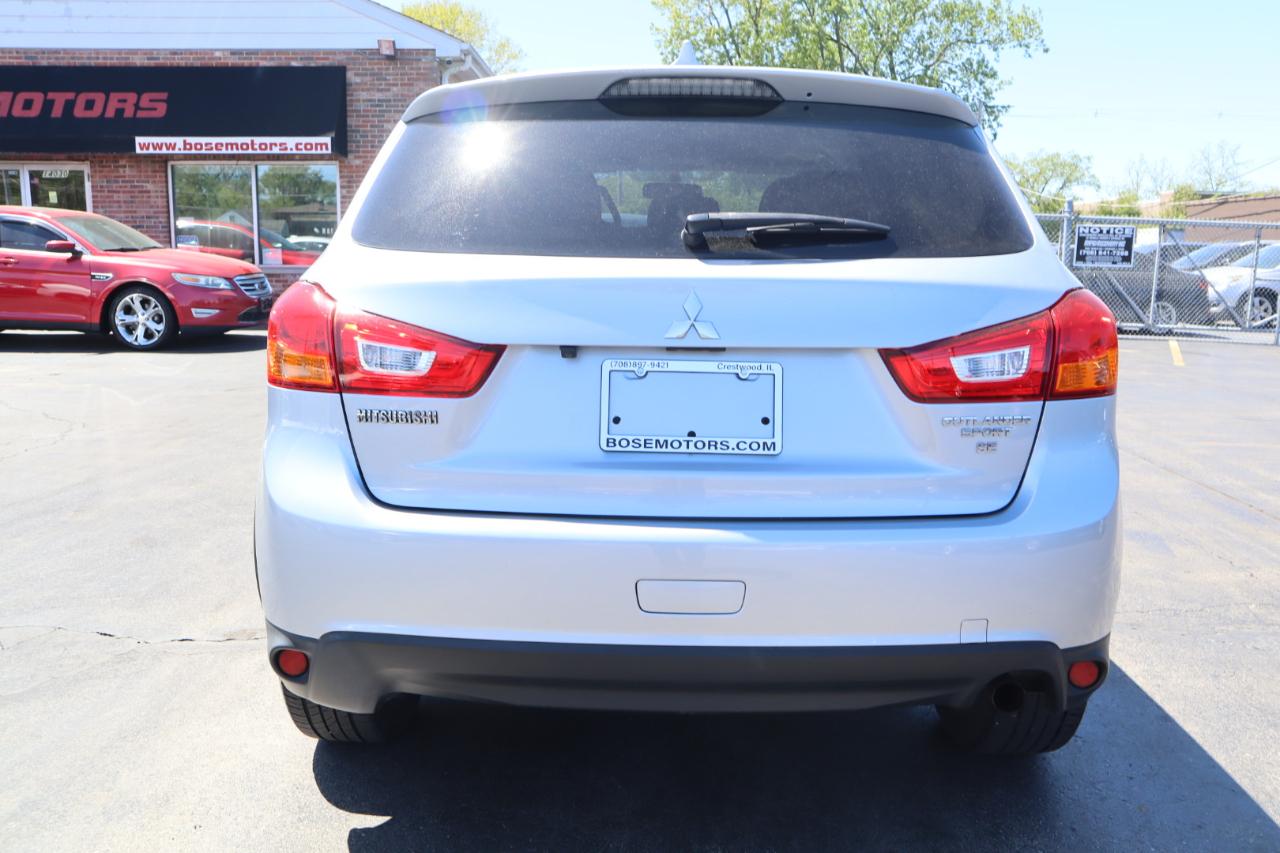 Mitsubishi Outlander Sport 2.4 SE 4WD CVT 2017