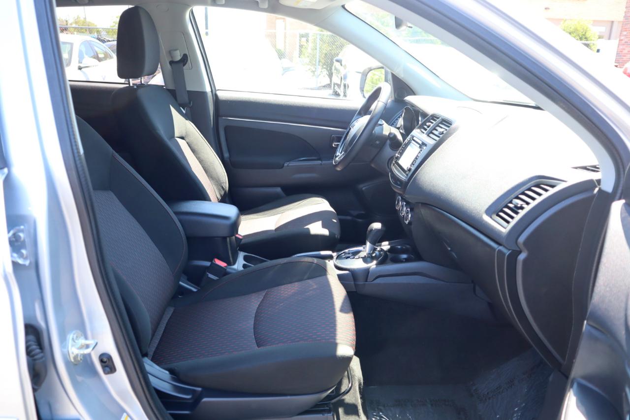Mitsubishi Outlander Sport 2.4 SE 4WD CVT 2017