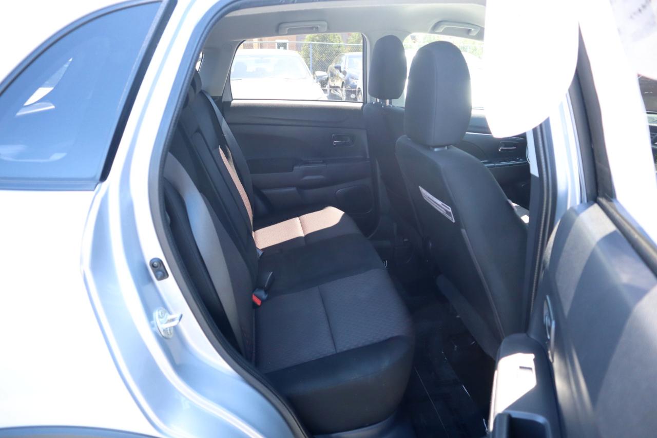 Mitsubishi Outlander Sport 2.4 SE 4WD CVT 2017