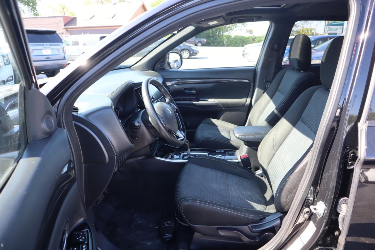 Mitsubishi Outlander SEL AWD 2018