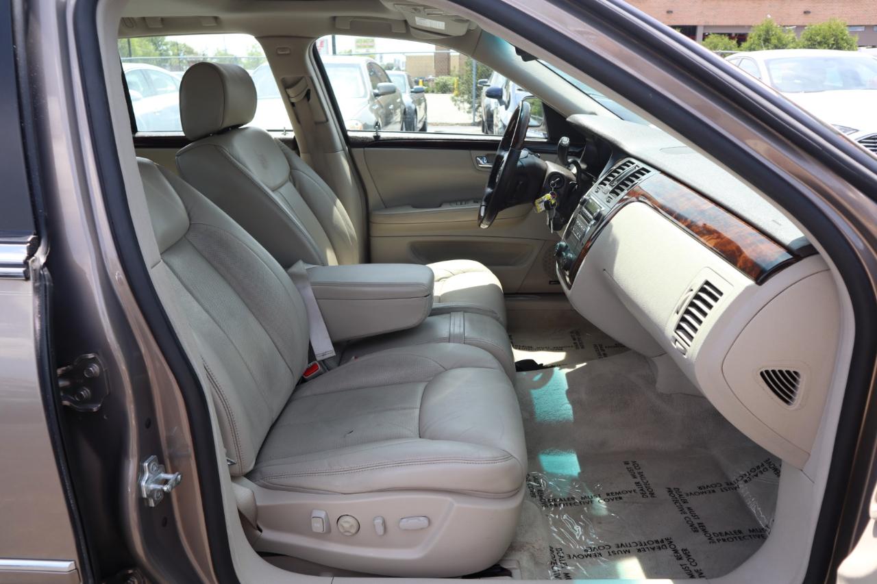 Cadillac DTS Sedan 2007