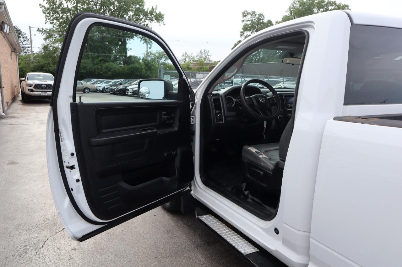 RAM 1500 Tradesman Regular Cab LWB 2WD 2014
