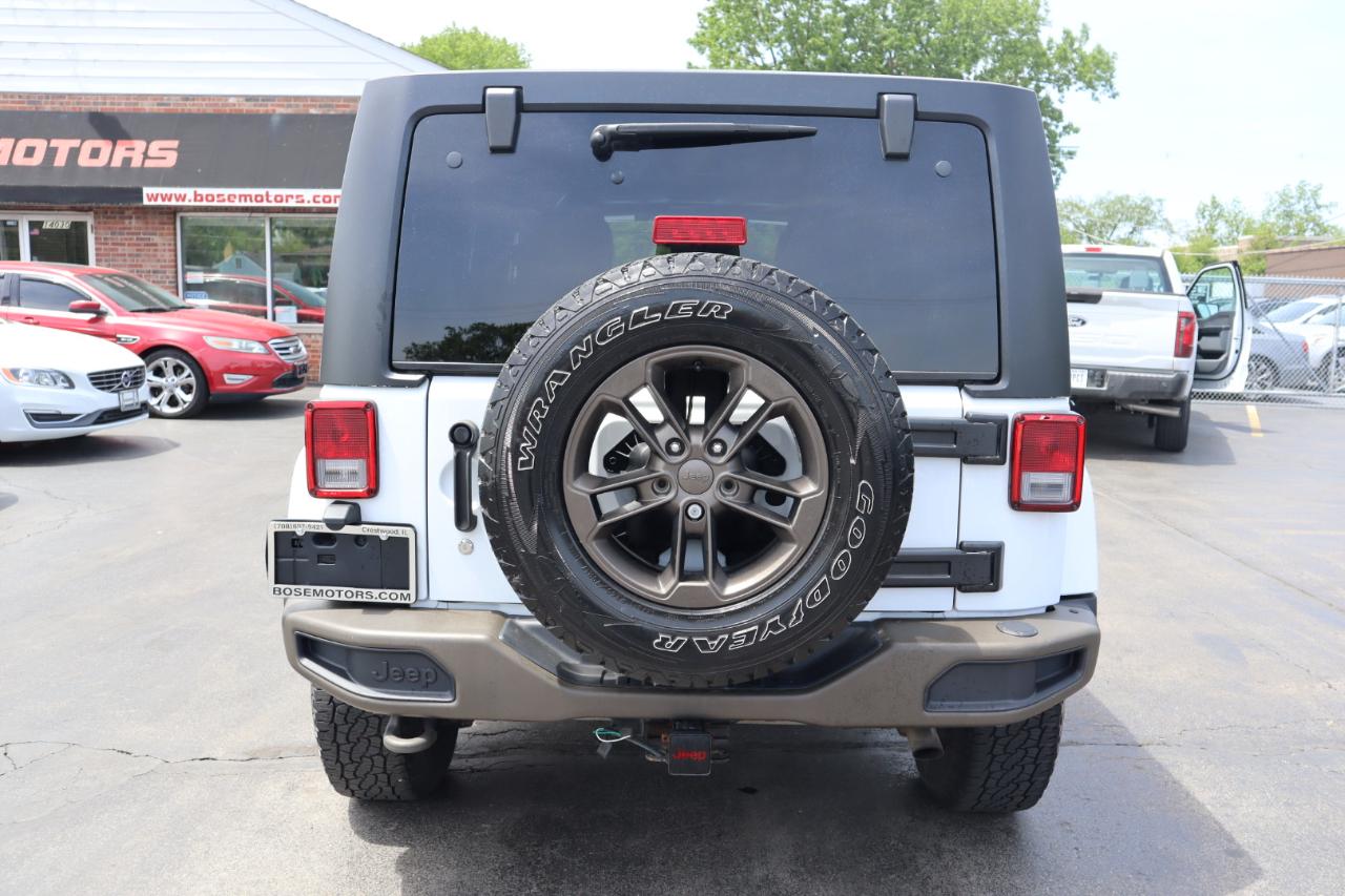 Jeep Wrangler Unlimited Sahara 4WD 2016