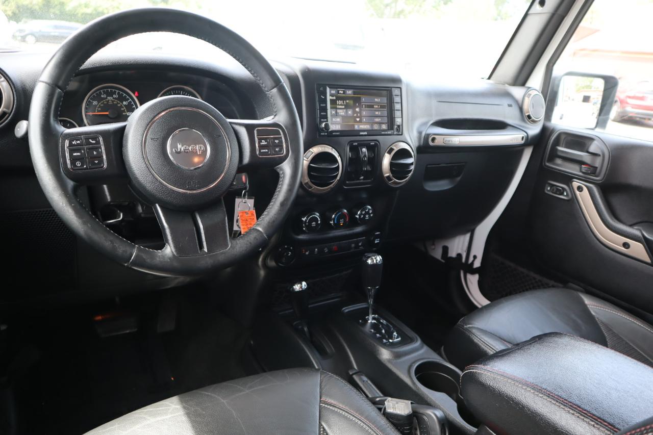 Jeep Wrangler Unlimited Sahara 4WD 2016