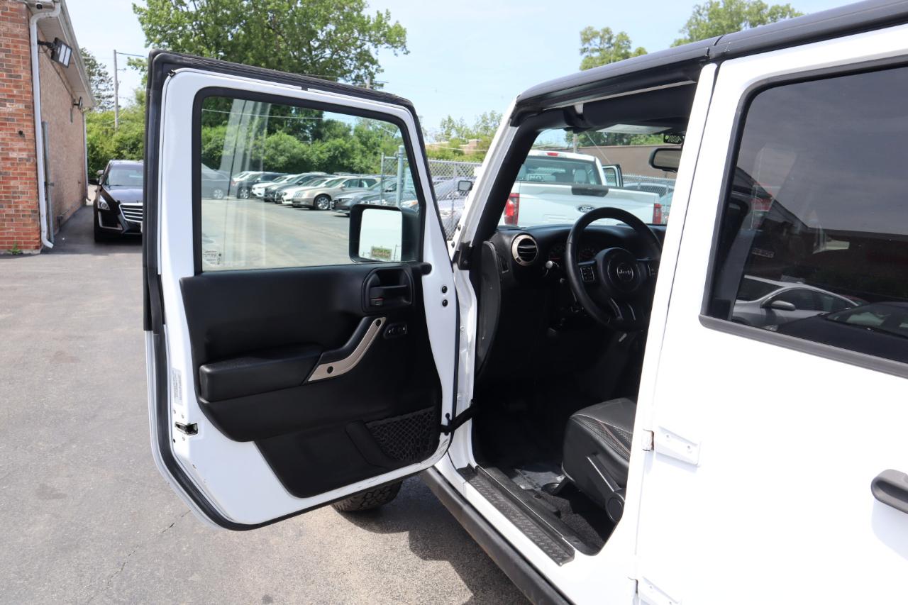 Jeep Wrangler Unlimited Sahara 4WD 2016