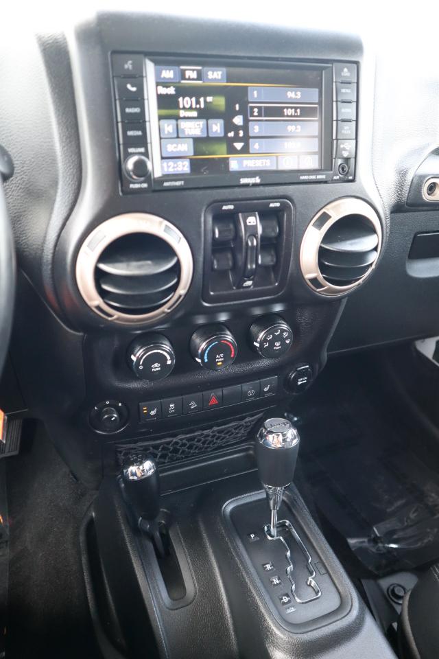 Jeep Wrangler Unlimited Sahara 4WD 2016