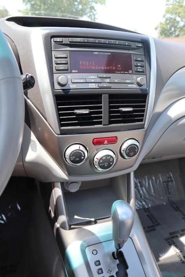 Subaru Forester 2.5X Limited 2010