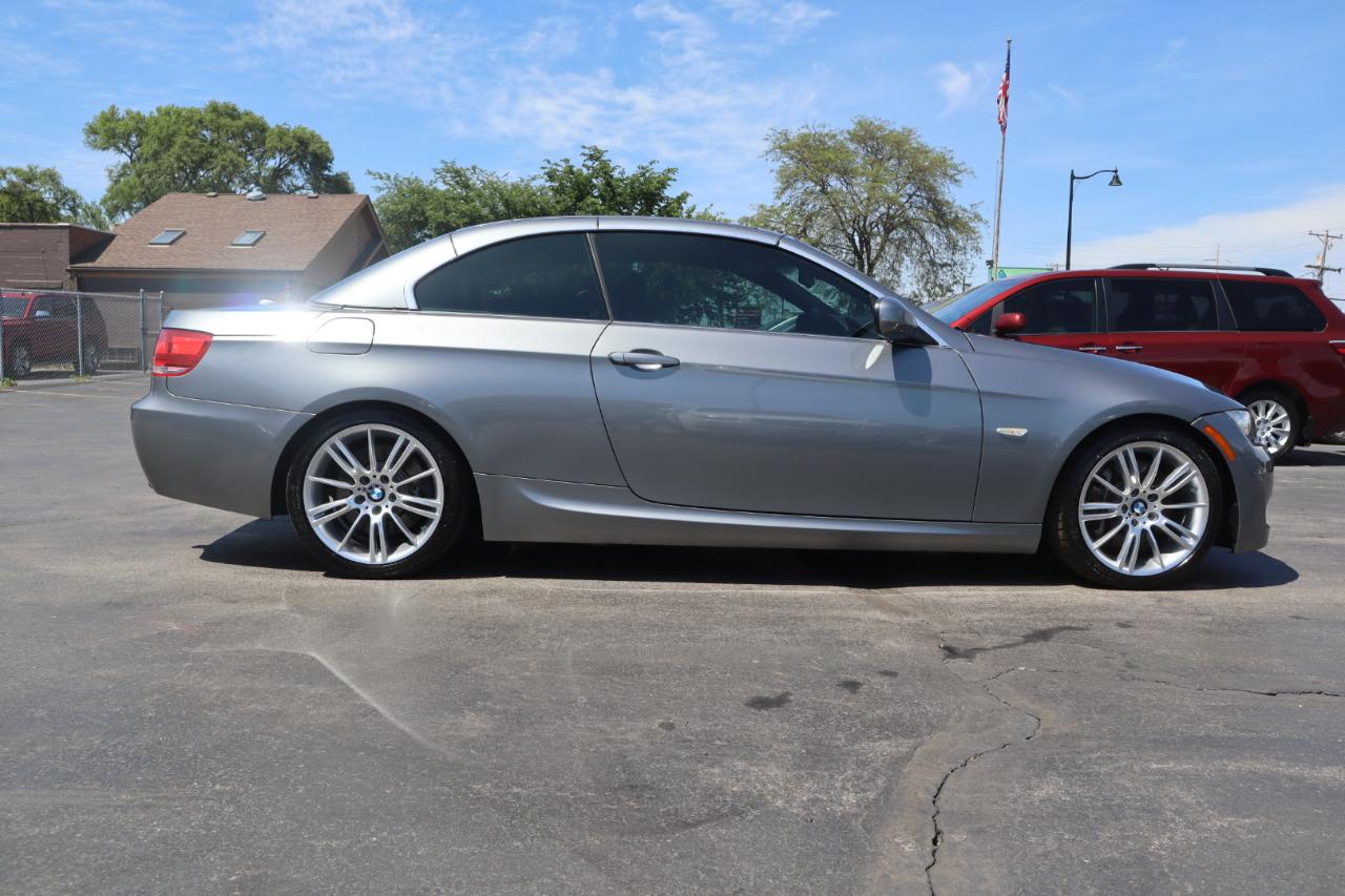 BMW 3-Series 335i Convertible 2010