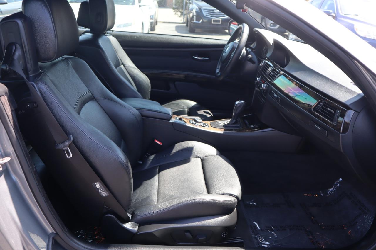 BMW 3-Series 335i Convertible 2010