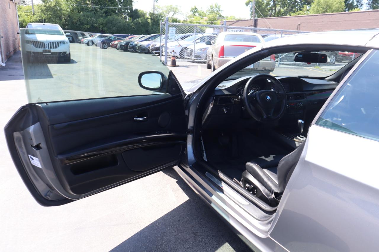 BMW 3-Series 335i Convertible 2010
