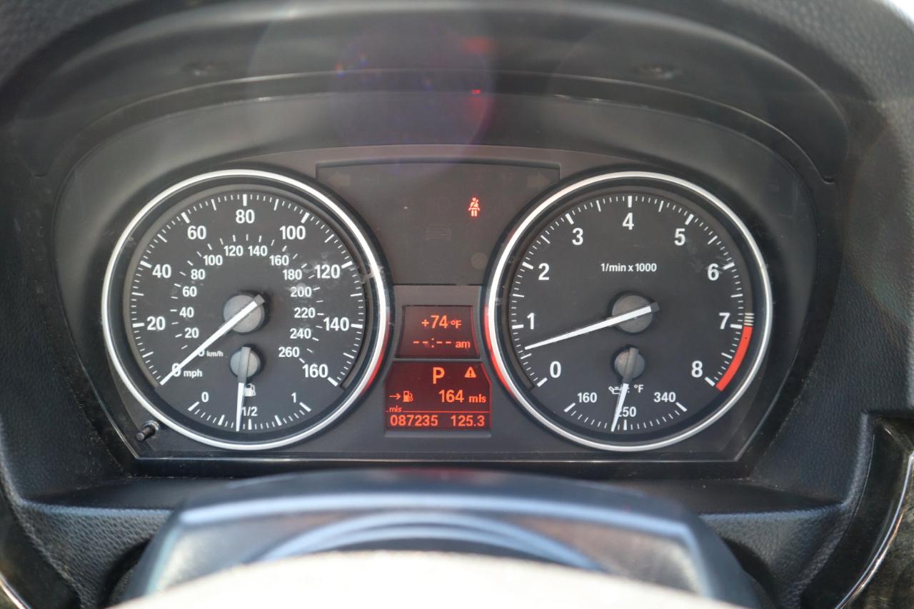 BMW 3-Series 335i Convertible 2010