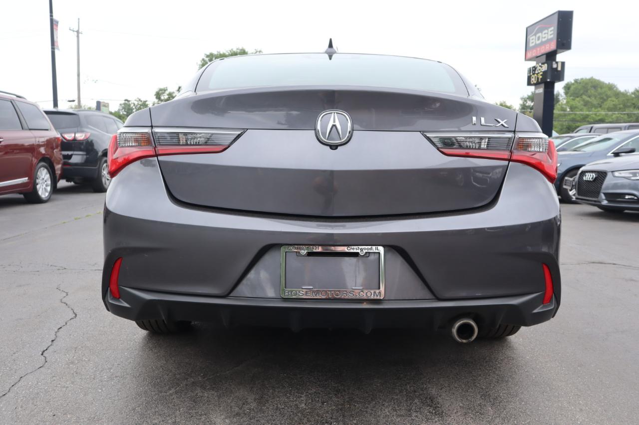 Acura ILX Base 2019