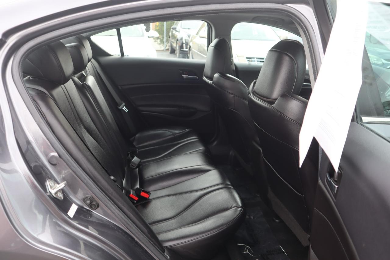 Acura ILX Base 2019