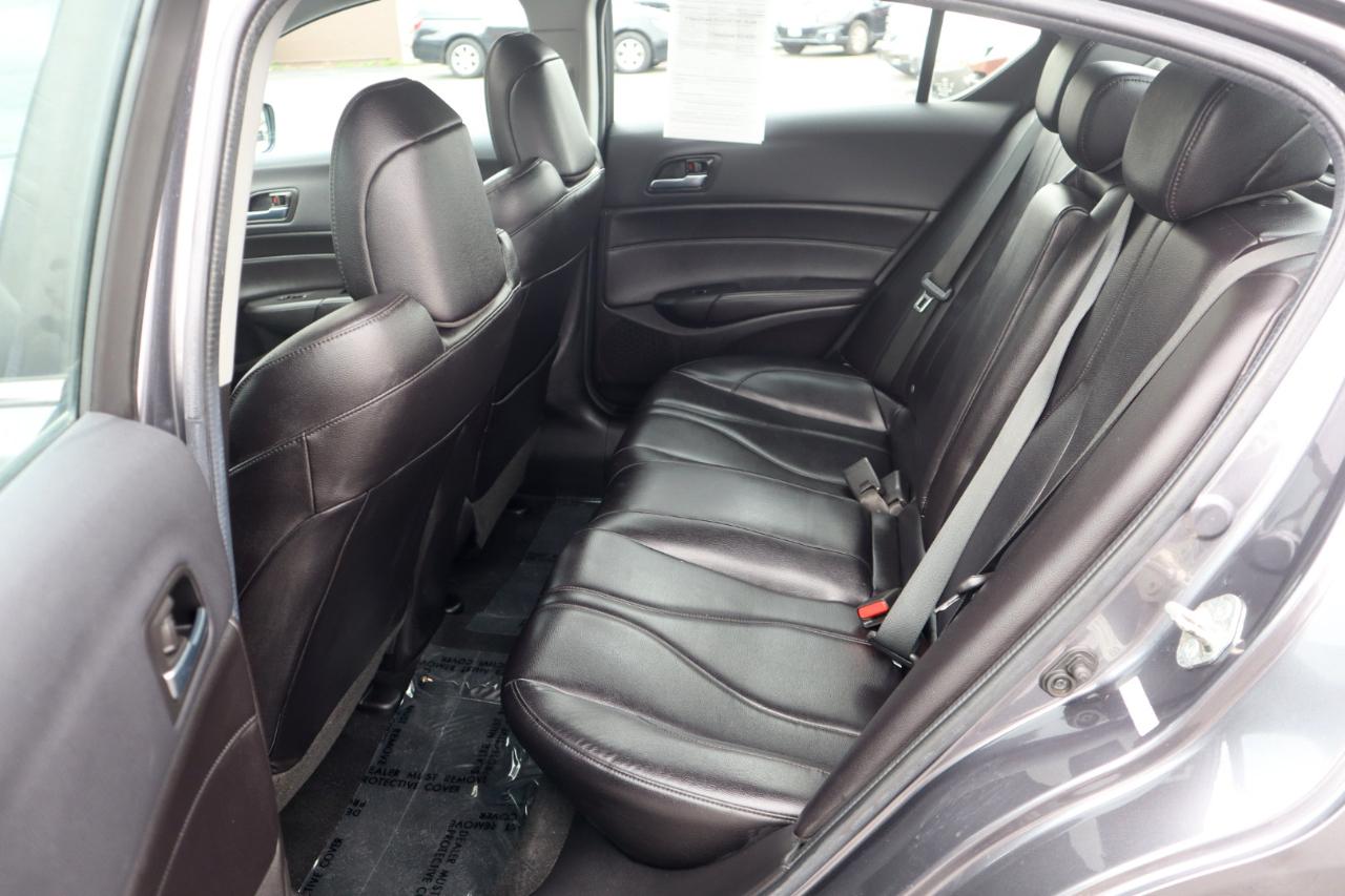 Acura ILX Base 2019