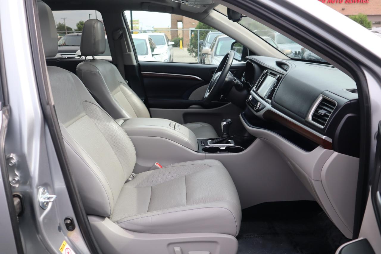 Toyota Highlander Limited AWD V6 2016