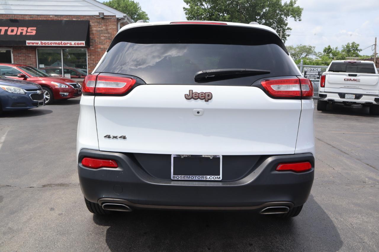 Jeep Cherokee Latitude 4WD 2016