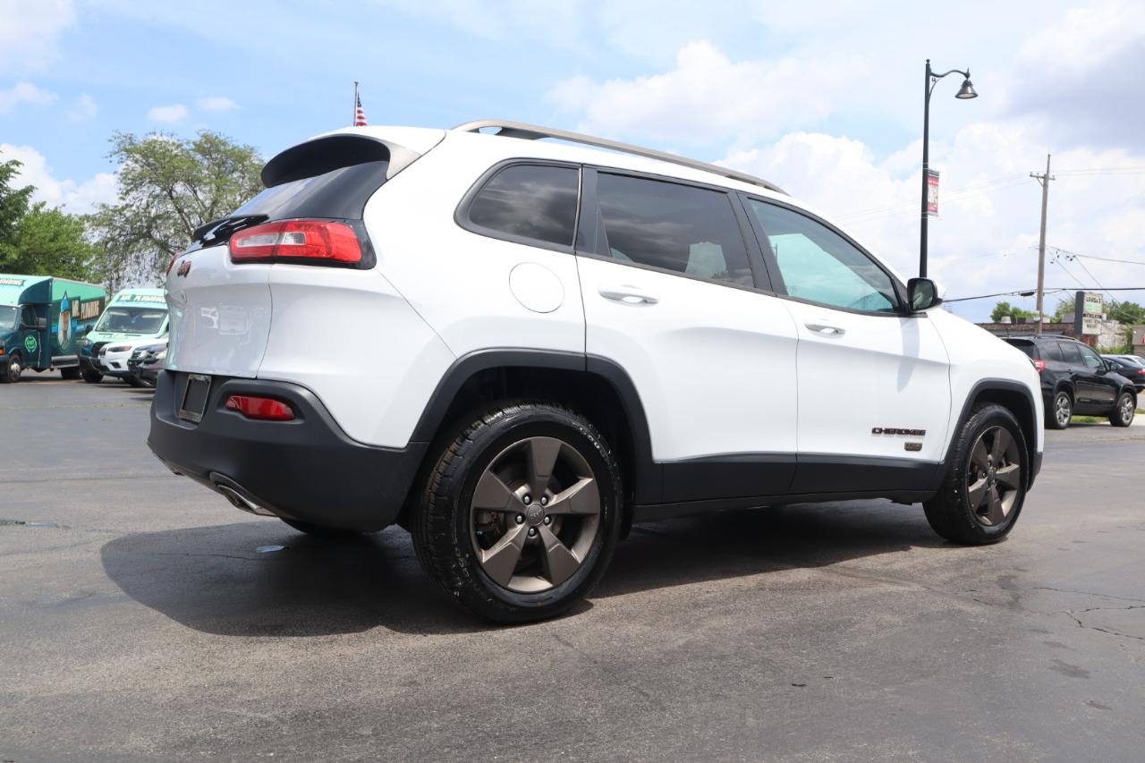 Jeep Cherokee Latitude 4WD 2016