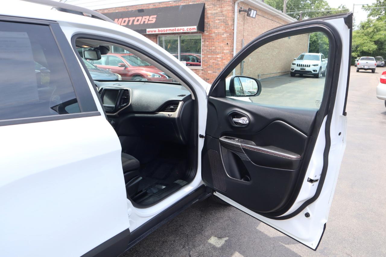 Jeep Cherokee Latitude 4WD 2016