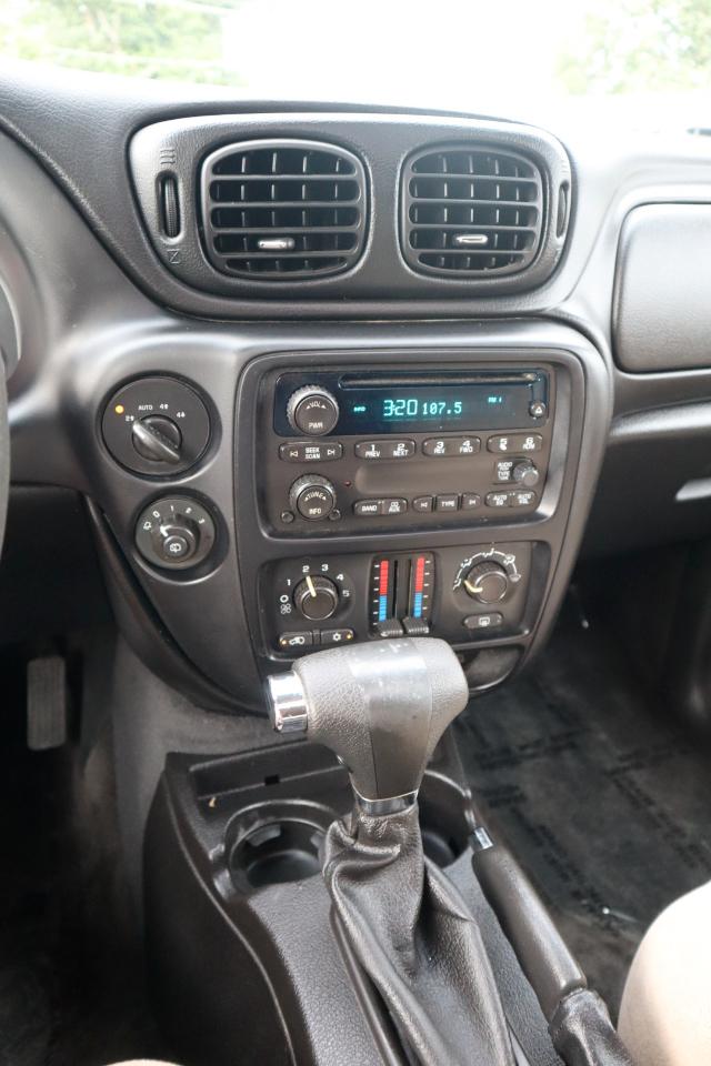 Chevrolet TrailBlazer LS 4WD 2006
