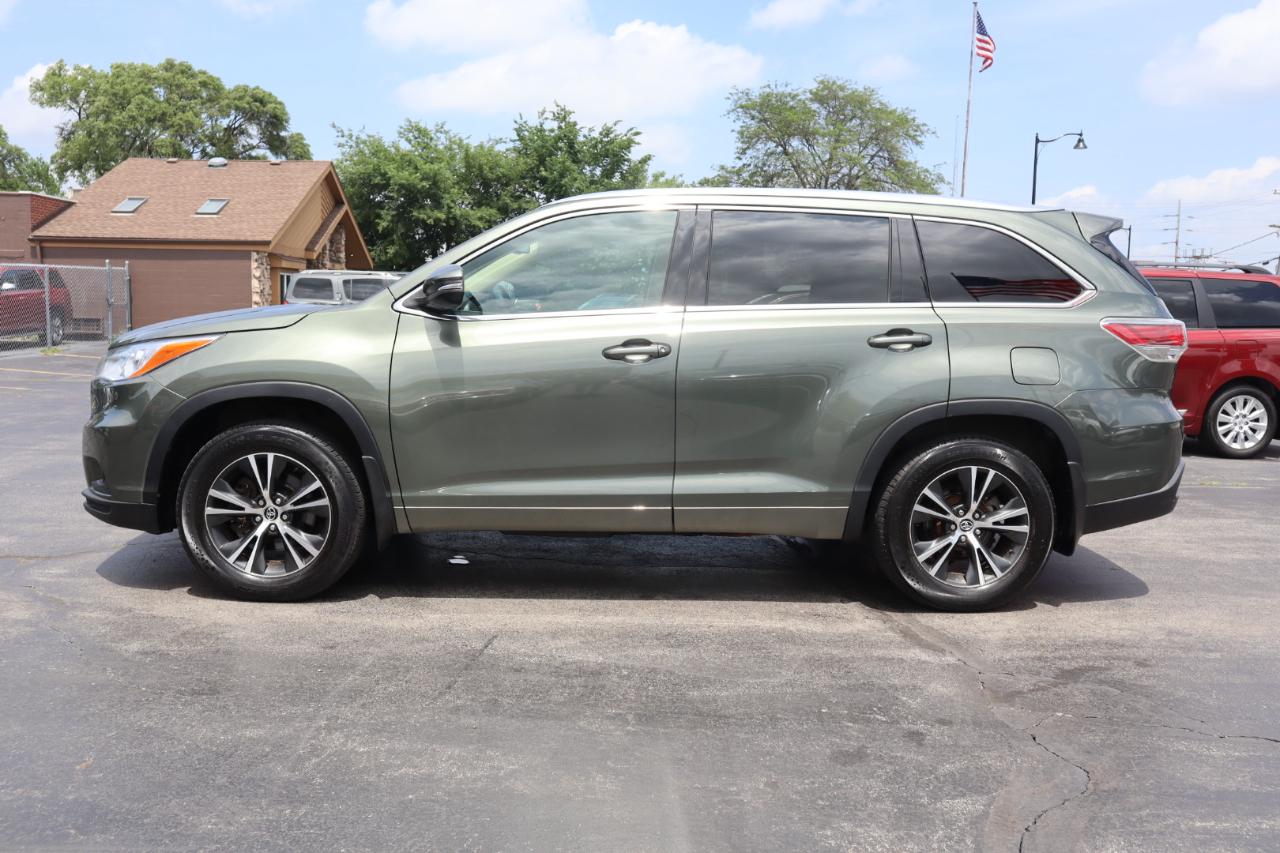 Toyota Highlander XLE AWD V6 2016