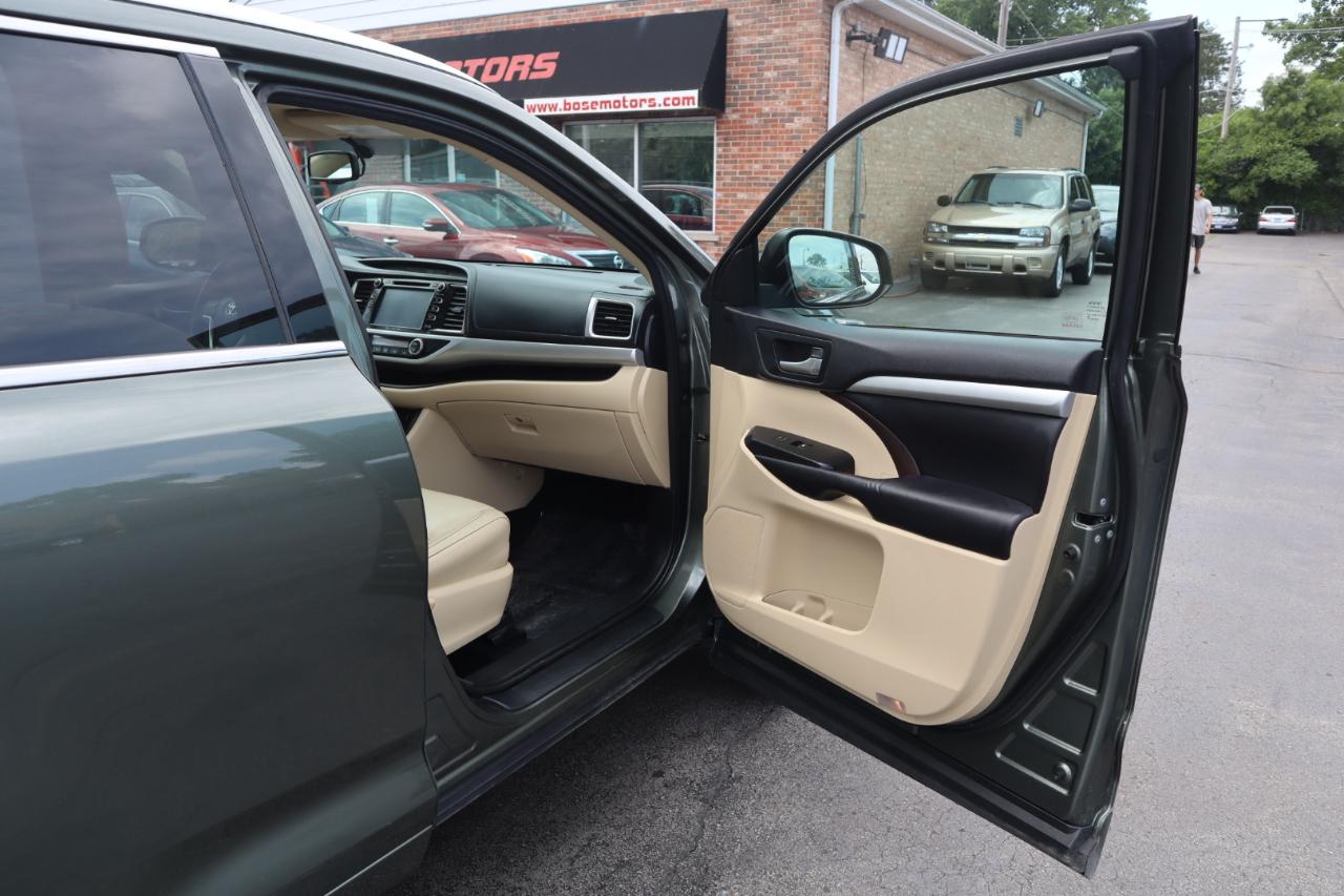 Toyota Highlander XLE AWD V6 2016
