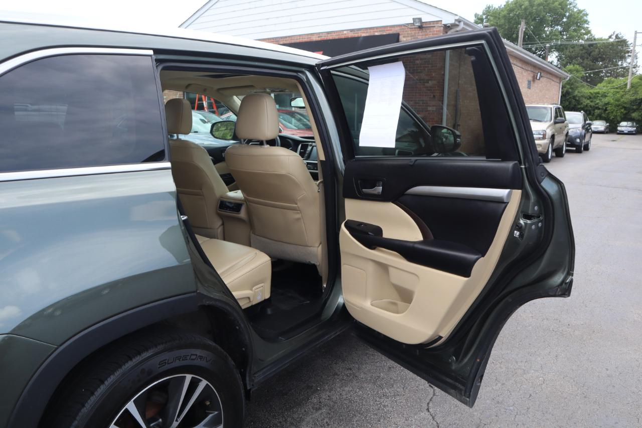 Toyota Highlander XLE AWD V6 2016