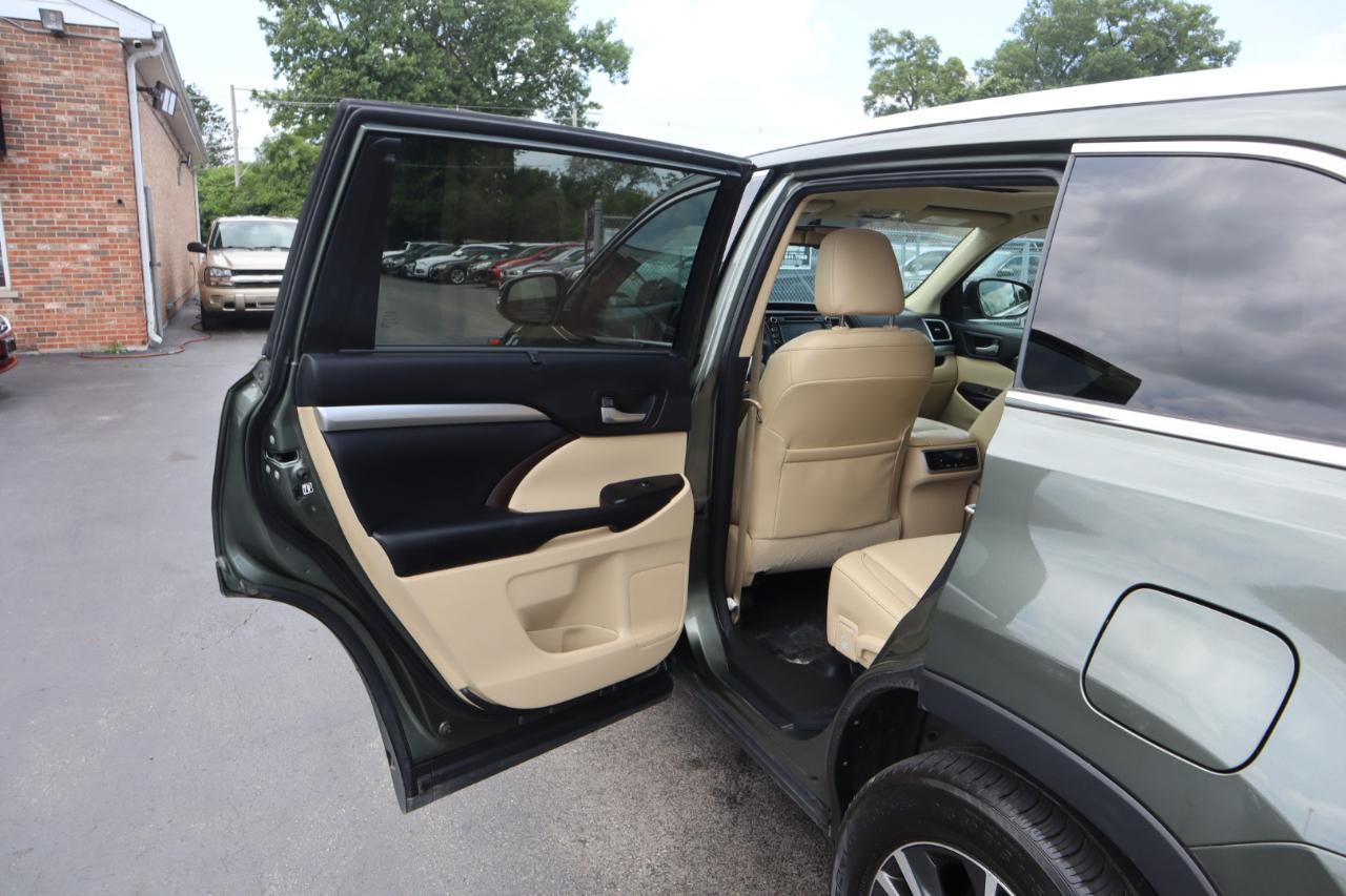 Toyota Highlander XLE AWD V6 2016