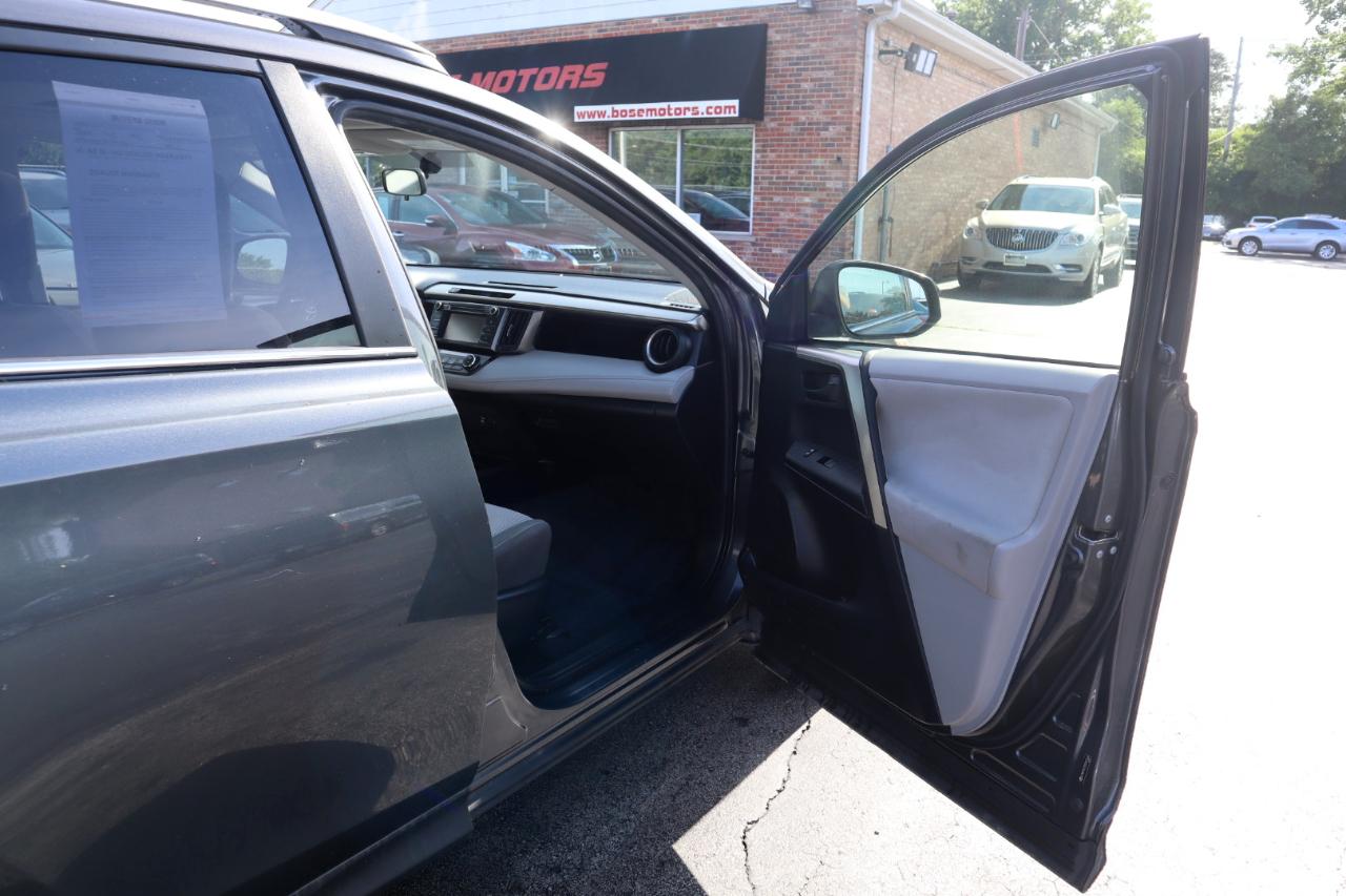 Toyota RAV4 XLE AWD 2013