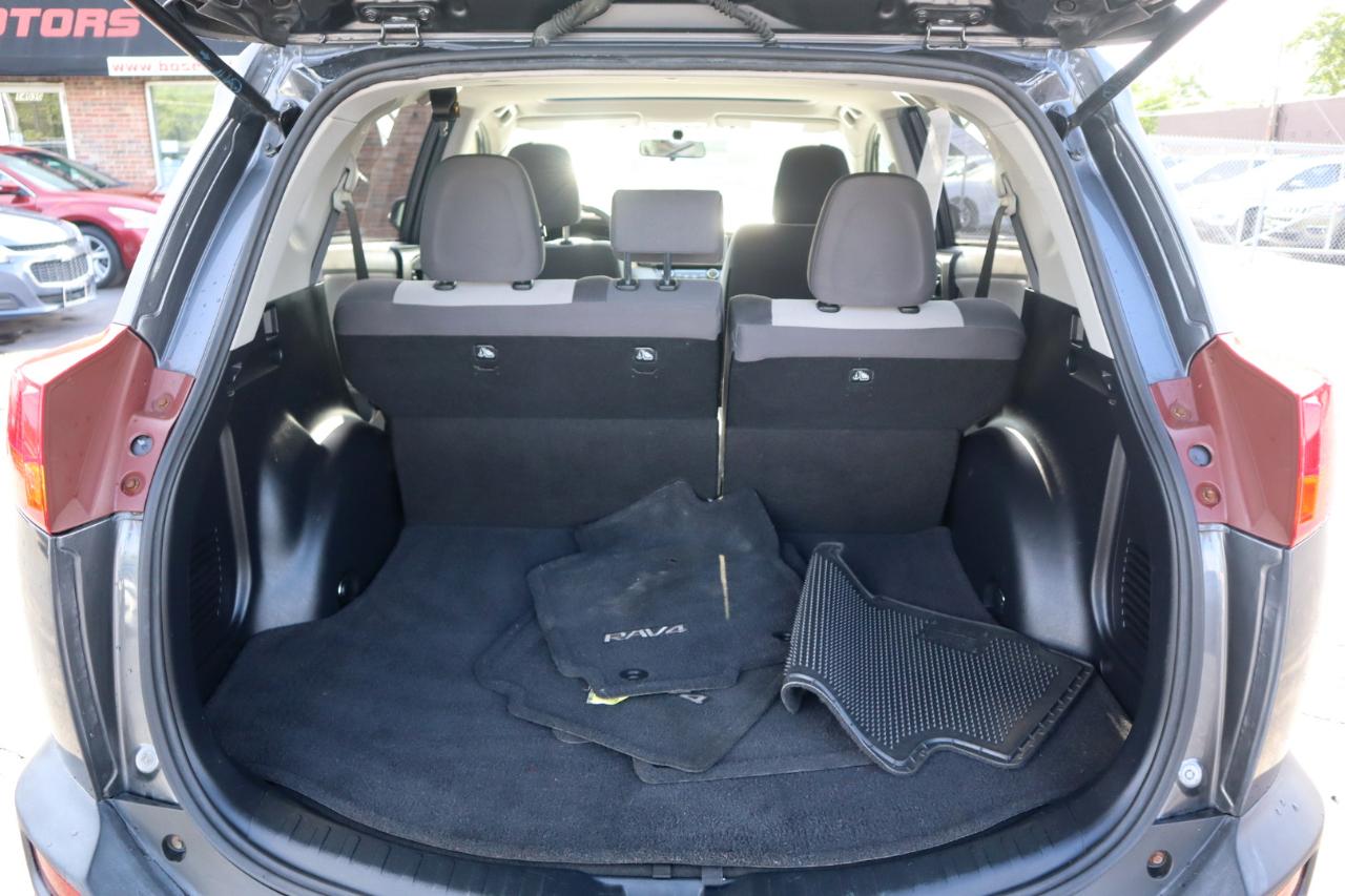 Toyota RAV4 XLE AWD 2013