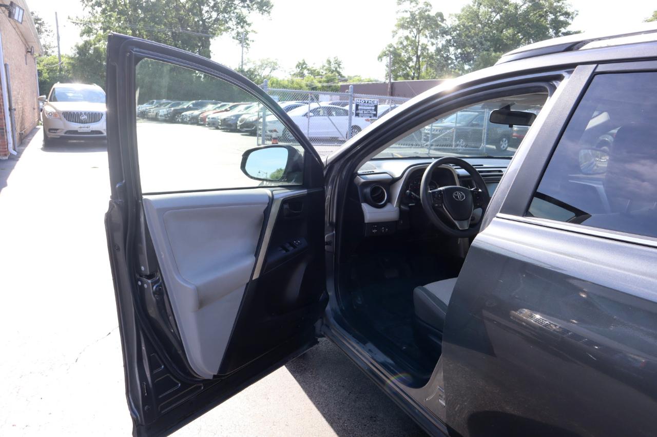 Toyota RAV4 XLE AWD 2013