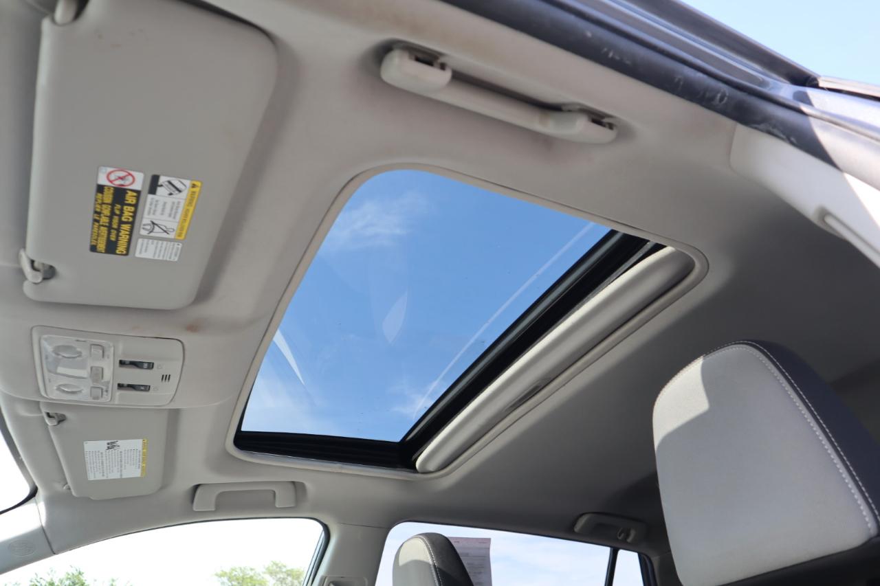 Toyota RAV4 XLE AWD 2013