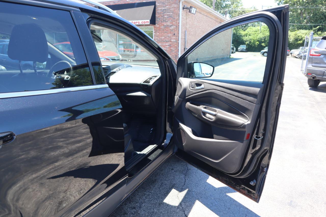 Ford Escape Titanium 4WD 2014