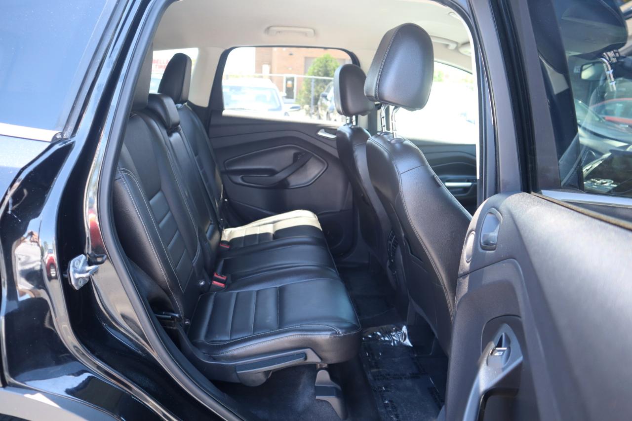 Ford Escape Titanium 4WD 2014