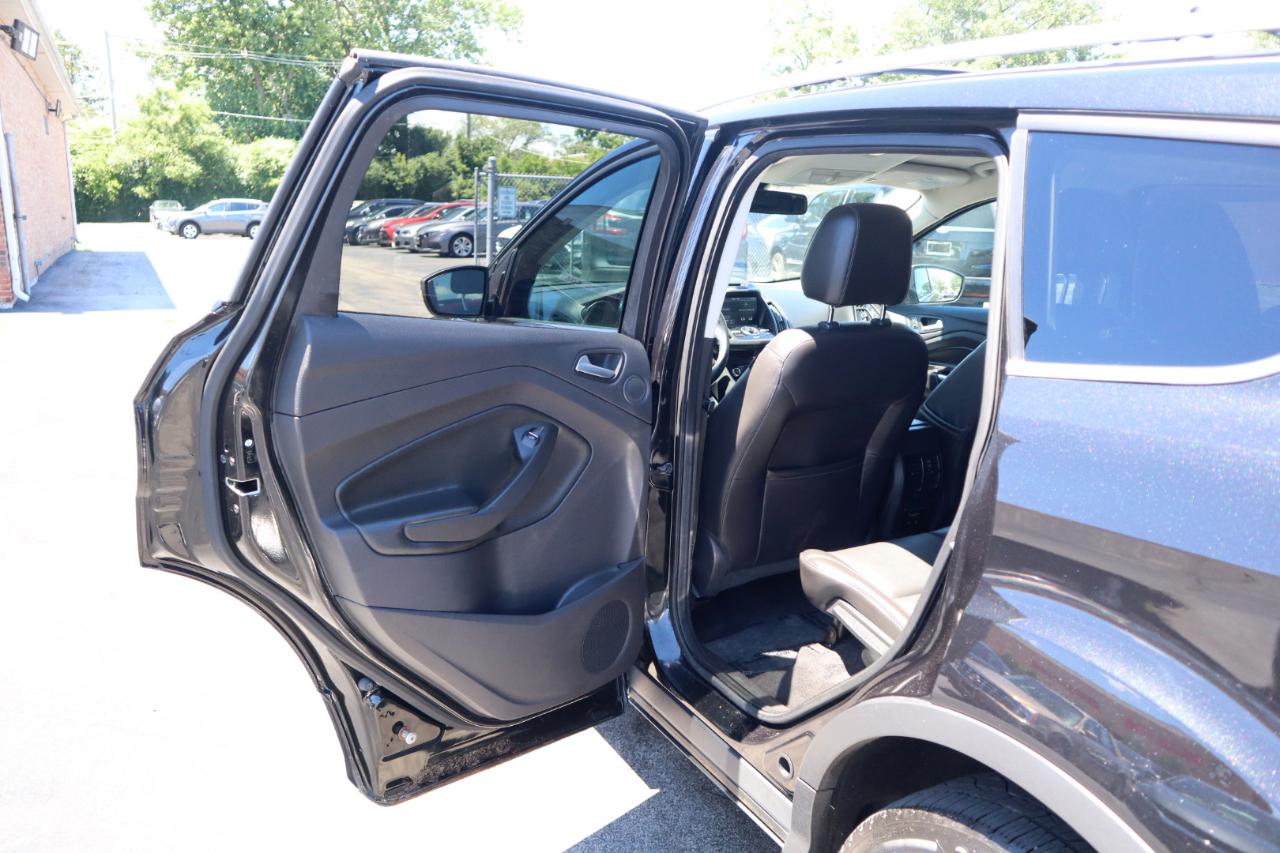 Ford Escape Titanium 4WD 2014