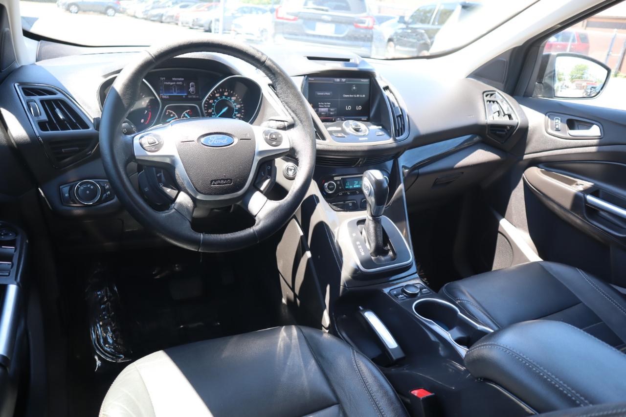 Ford Escape Titanium 4WD 2014